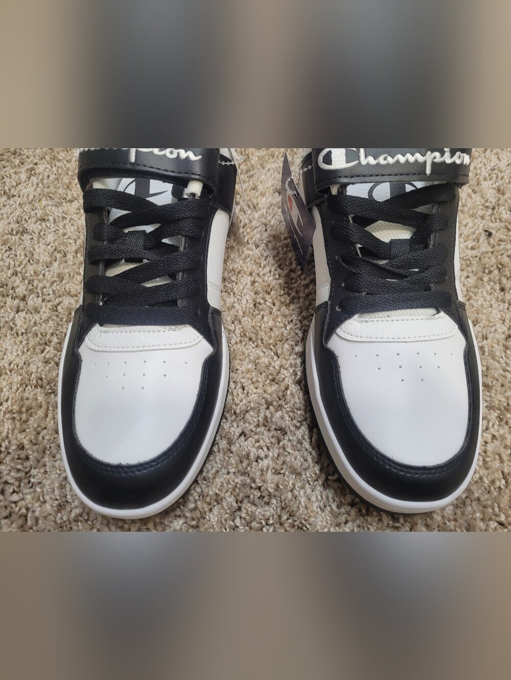 Champion Men's Black and White Low-Top Sneakers